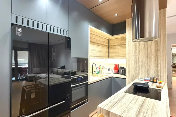 Shtepi ne shitje Apartament ne Tirane, 2+1, Mobilimi E mobiluar, Pagesa 50,000,000  Leke.