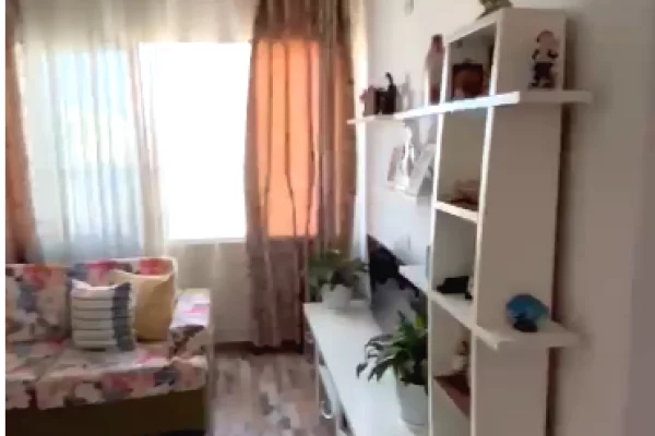 Shtepi ne shitje Apartament ne Tirane, 2+1, Mobilimi E mobiluar, Pagesa 155,000  Euro.