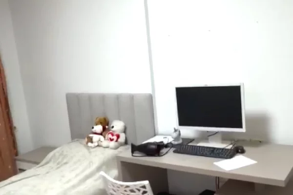 Shtepi ne shitje Apartament ne Tirane, 2+1, Mobilimi E mobiluar, Pagesa 198,000  Euro.