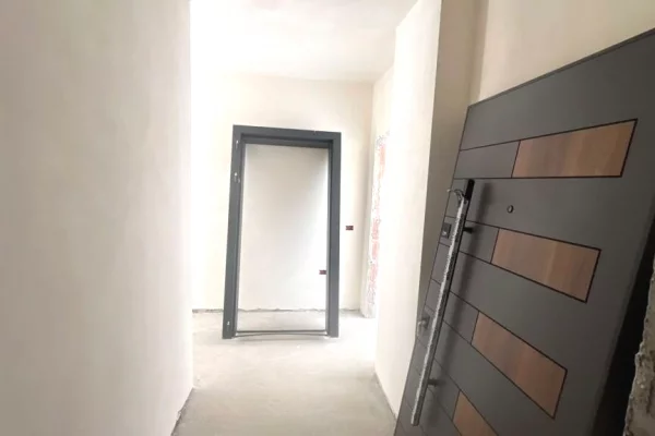 Shtepi ne shitje Apartament ne Tirane, 2+1, Mobilimi Bosh, pa mobiluar, Pagesa 17,800,000  Euro.