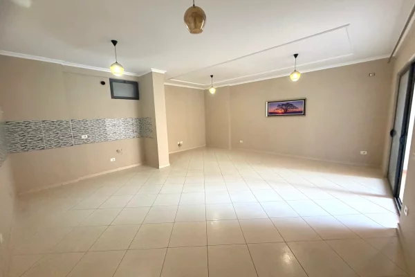 Shtepi ne shitje Apartament ne Tirane, 2+1, Mobilimi Bosh, pa mobiluar, Pagesa 15,500,000  Leke.