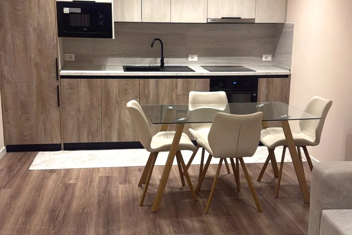 Shtepi me qera Apartament ne Tirane, 1+1, Mobilimi E mobiluar, Pagesa 90,000  Leke.