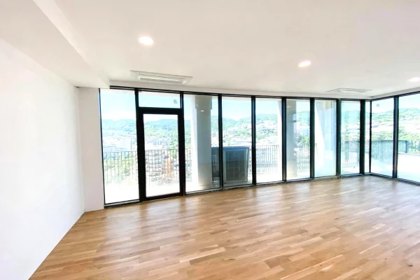 Apartment for sale in Tirana 2+1, Emty