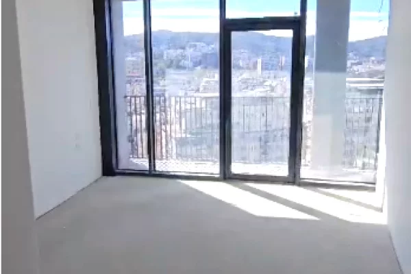 Apartment for sale in Tirana 2+1, Emty