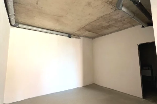 Shtepi ne shitje Vila Luksoze ne Tirane, 4+1, Mobilimi Bosh, pa mobiluar, Pagesa 548,000  Euro.