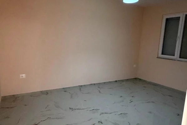🏢 JEPET ME QIRA GODINE 2-KATESHE | RRUGA E ELBASANIT