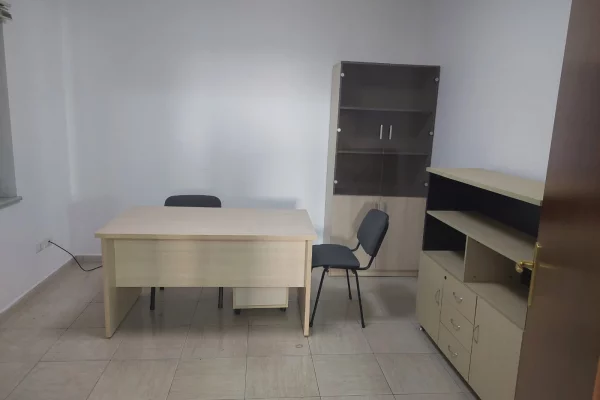 🏢Jepet me qira zyre ne Bllok🗝️100 m2