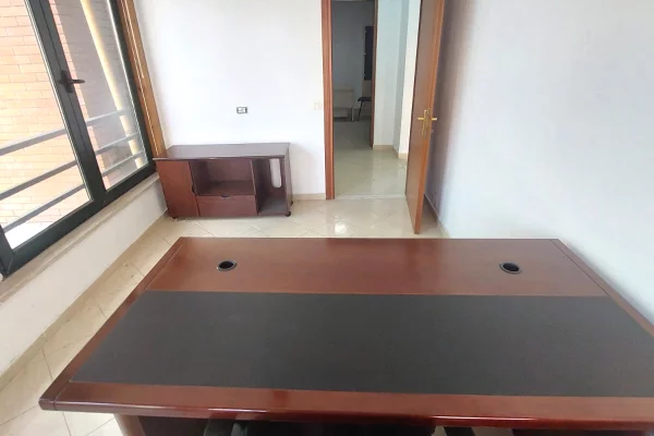 🏢Jepet me qira zyre ne Bllok🗝️100 m2