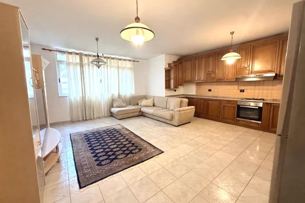 Shtepi ne shitje 3+1 ne Tirane - 289,000 Euro