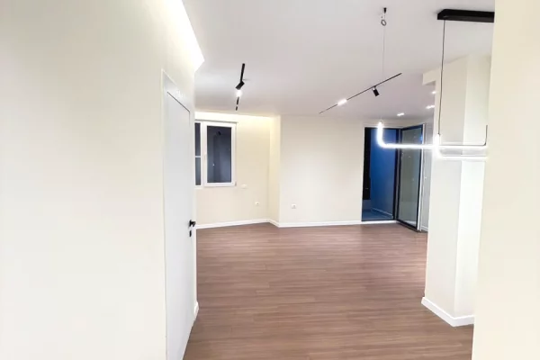 Apartment for sale in Tirana 2+1, Emty