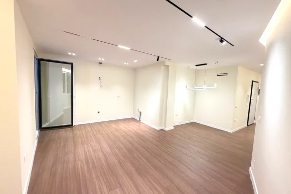 Apartment for sale in Tirana 2+1, Emty