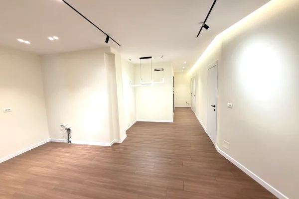 Apartment for sale in Tirana 2+1, Emty