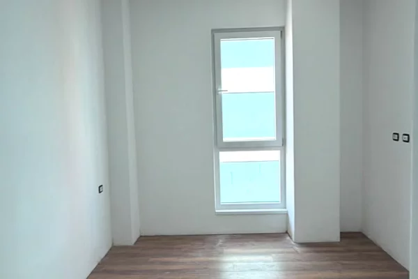 Apartment for sale in Tirana 3+1, Emty