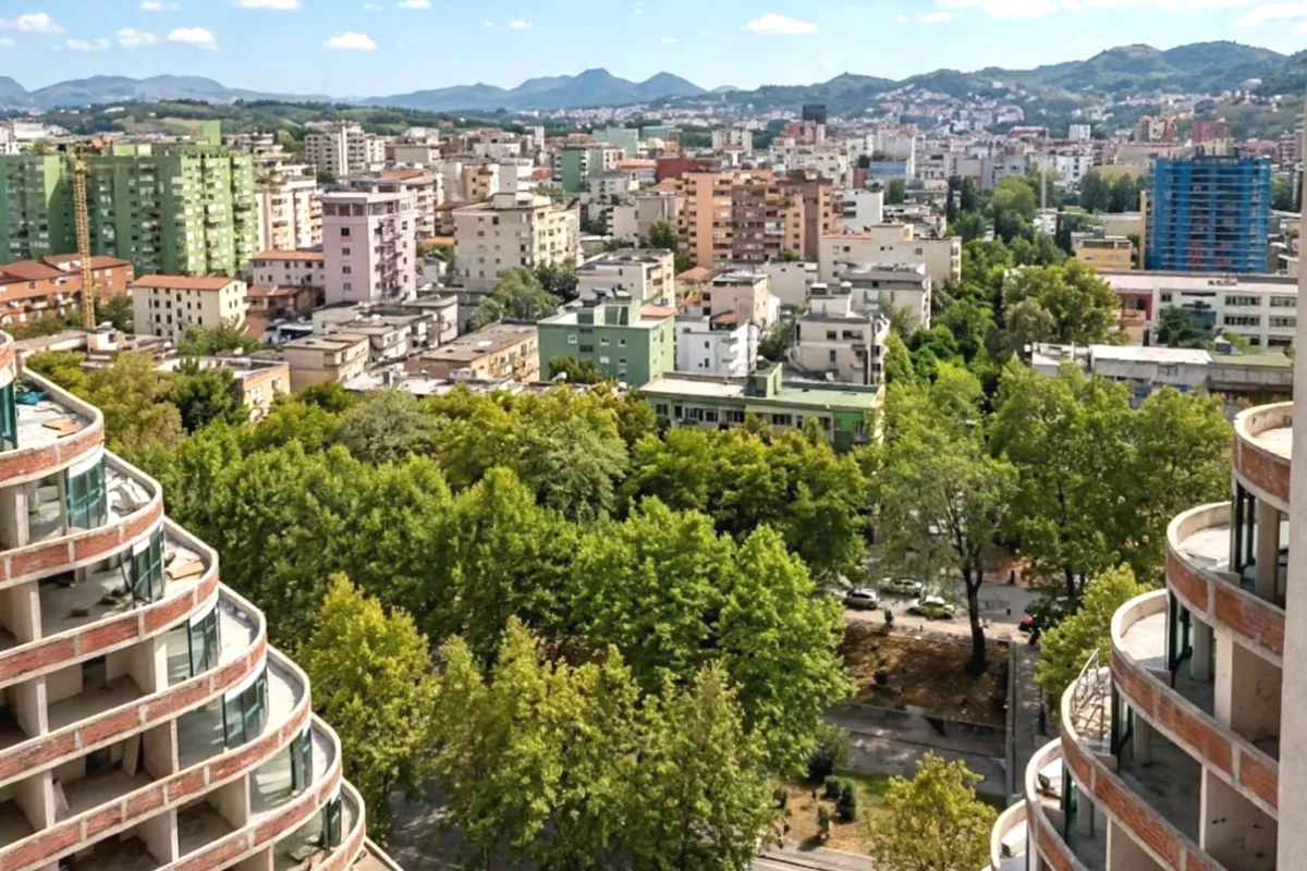 Apartment for sale in Tirana 2+1, Emty