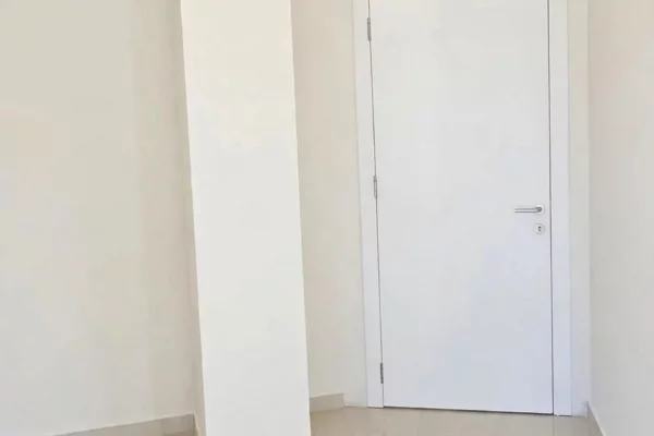 Apartment for sale in Tirana 3+1, Emty