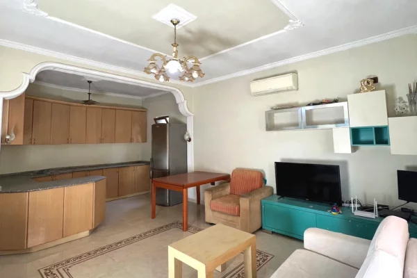 House for Sale 3+1 in Tirana - 45,000,000 Leke