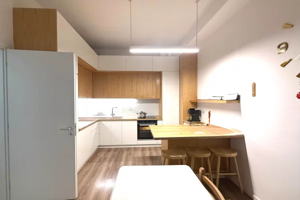 🌇Shitet apartament 2+1 te Pazari i Ri ne Tirane🗝️ 133 m²
