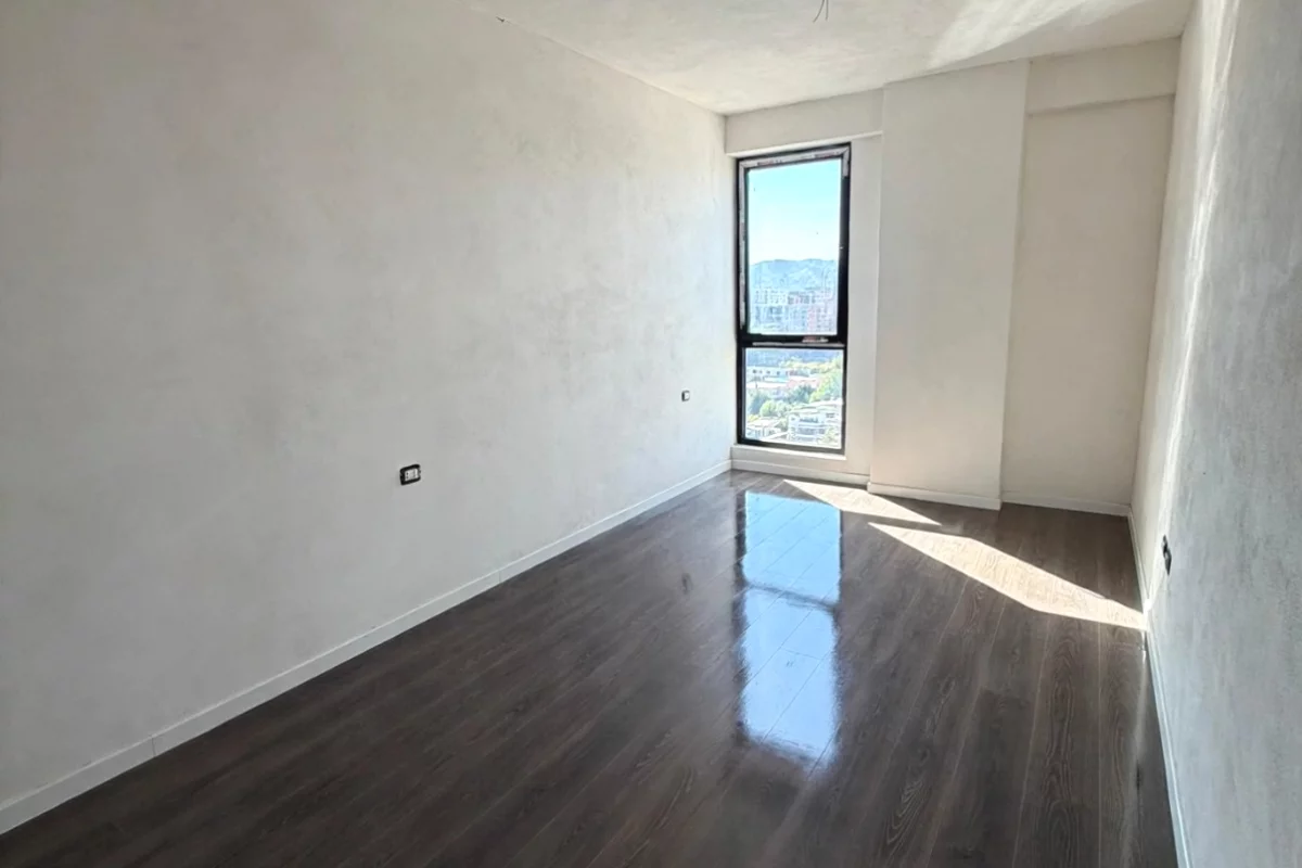 Shtepi ne shitje Apartament ne Tirane, 2+1, Mobilimi Bosh, pa mobiluar, Pagesa 220,000  Euro.