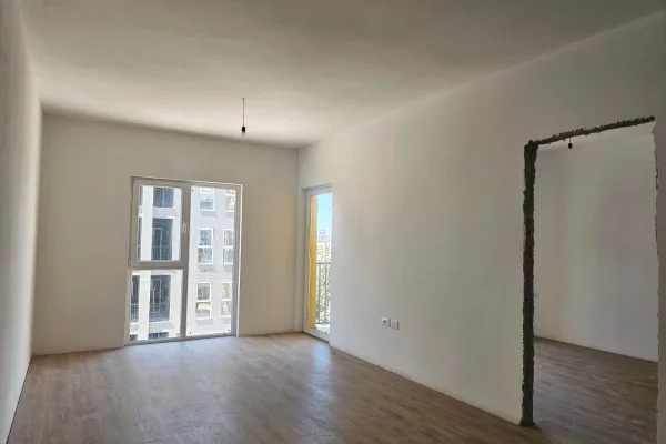 Shtepi ne shitje Apartament ne Tirane, 1+1, Mobilimi Bosh, pa mobiluar, Pagesa 97,001  Euro.