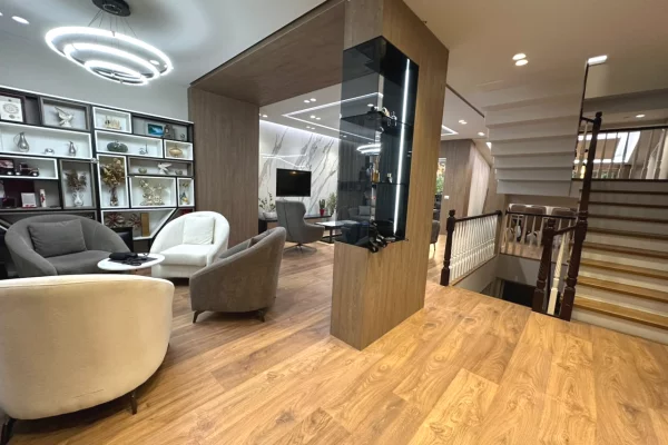 Shtepi ne shitje Vila Luksoze ne Tirane, 4+1, Mobilimi E mobiluar, Pagesa 900,000  Euro.