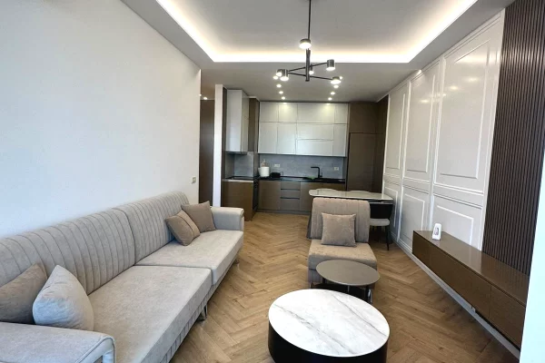 Shtepi me qera Apartament ne Tirane, 2+1, Mobilimi E mobiluar, Pagesa 1,100  Euro.