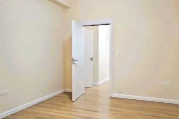 Apartment for sale in Tirana 1+1, Emty