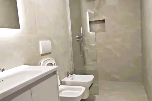 Apartment for sale in Tirana 1+1, Emty