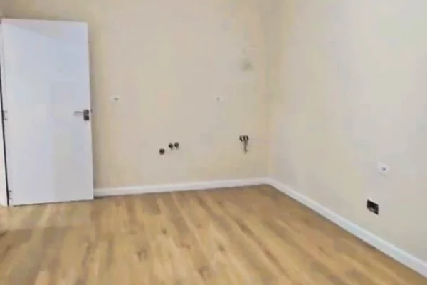Apartment for sale in Tirana 1+1, Emty