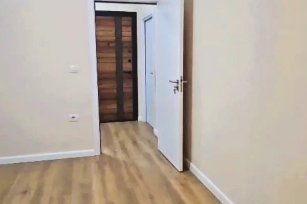 Apartment for sale in Tirana 1+1, Emty