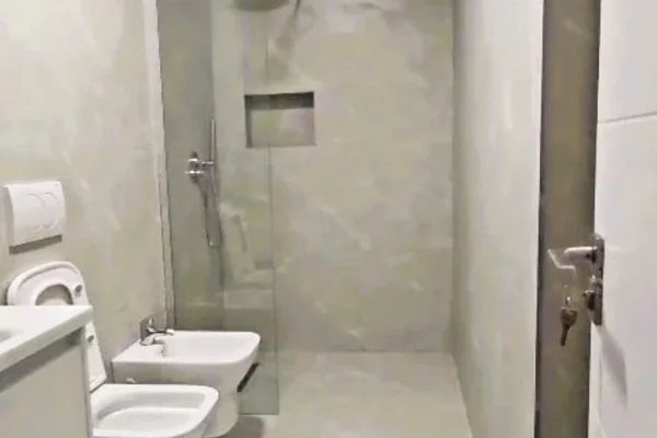 Apartment for sale in Tirana 1+1, Emty
