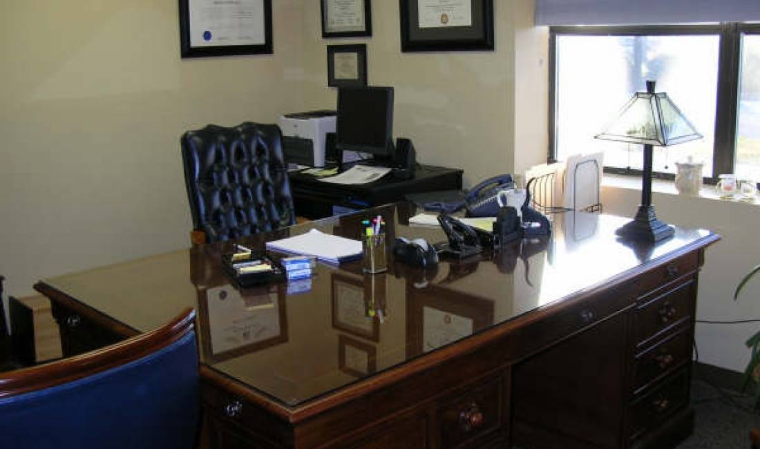 Sherbime juridike per ceshtje pronash, familjare, civile, penale dhe administrative 