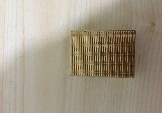 Veshje dhe Aksesor per te Rritur ne Tirane - 150 Euro