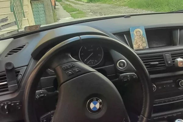 Cars for sale in Vlora, BMW, 2012 Diesel,Kambio Manual Payment 9,000  Euro.