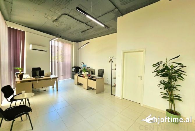 Business Property in Sale 3+1 in Tirana - 93,000 Euro