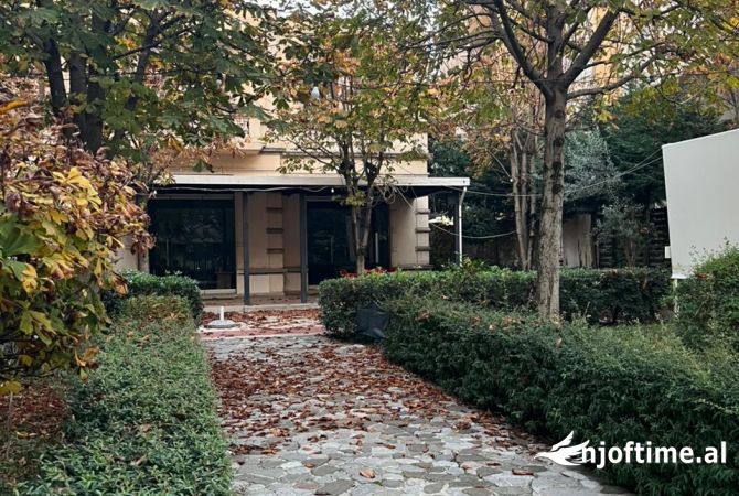 Jepet ambinet i lershtateshem per Lokal me qera ne Fresk 