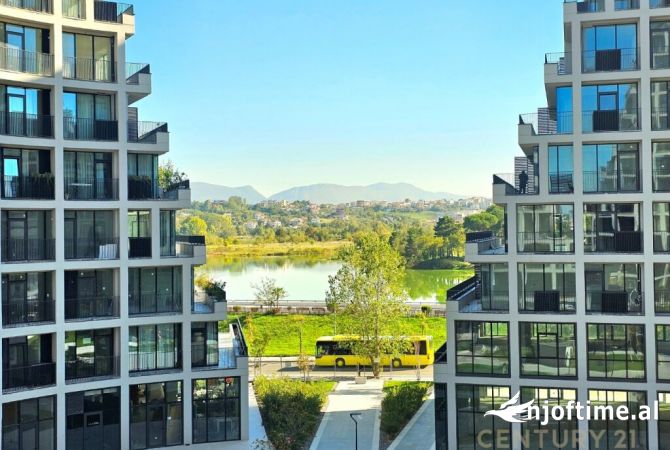 Ambiente Commerciale in Affitto 3+1 a Tirana - 1,000 Euro