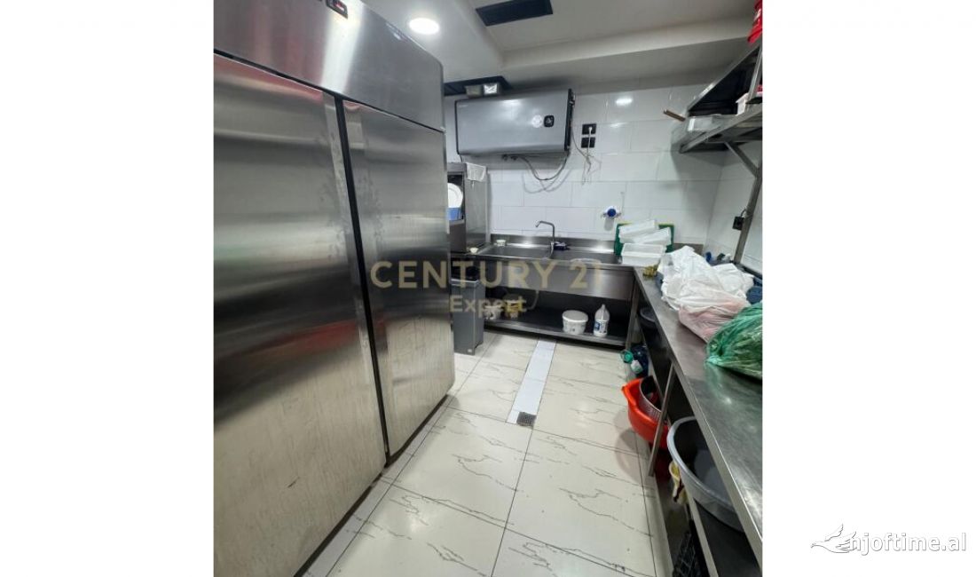 SHESIM BIZNES FAST FOOD TE RRUGA E ELBASANIT 90,000 Euro