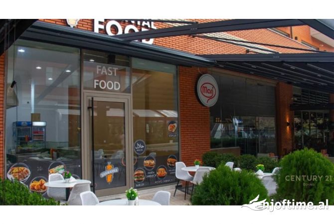 Ambiente Commerciale in Vendita 2+1 a Tirana - 45,000 Euro