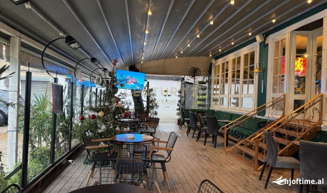Shitet Biznes Bar-Kafe tip "Irish Pub", Rr. Muhamed Gjollesha, Tirane‼️ 17,000 Euro