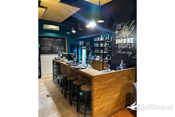 Jepet me qira ambient komercial/ bar kafe prane Ish UET