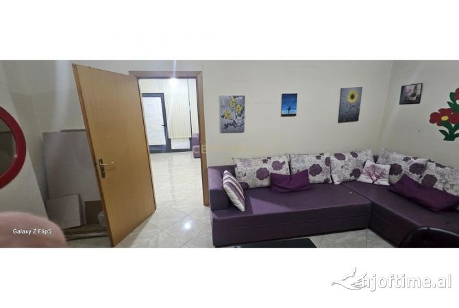 Shitet Apartamemt 1+1 ne yzberish