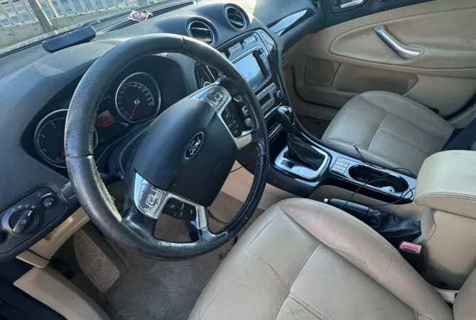 Auto in Vendita a Tirana - 3,700 Euro