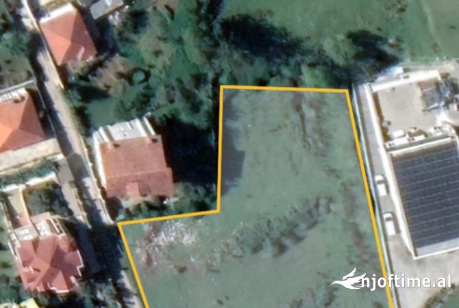 Tokë për Shitje buzë Autostradës, pranë TEG