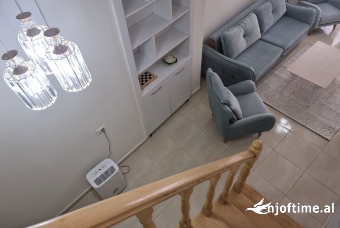 Dubleks me qira tek selvia.