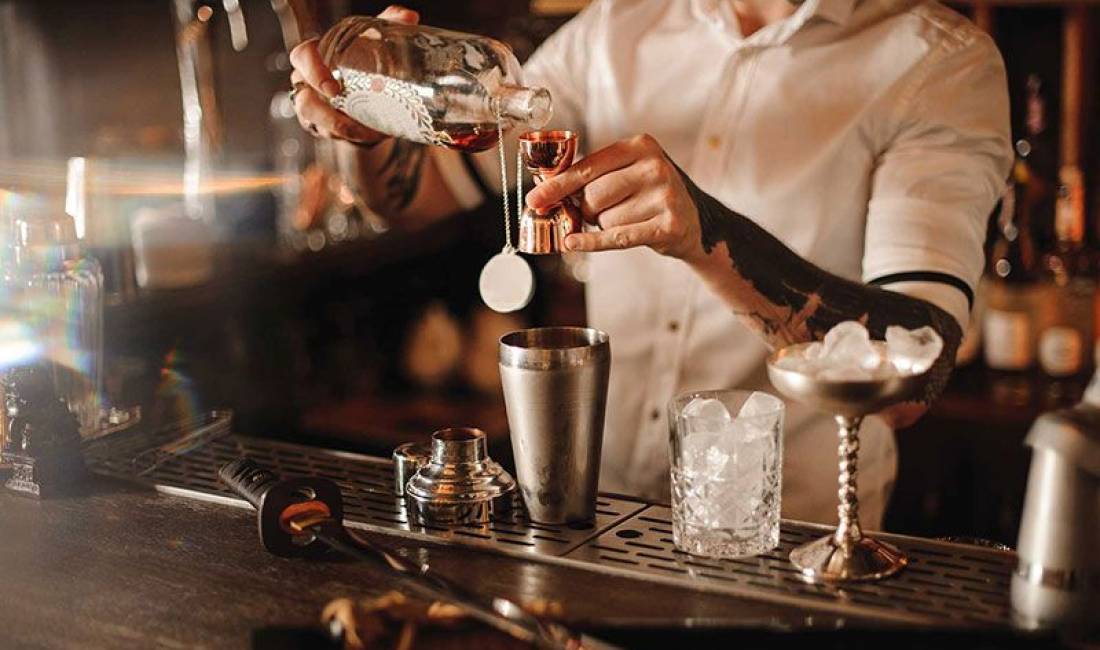 Offerte di lavoro a Tirana, Profession Banakier/e , , Pagamento 40,000  Leke.