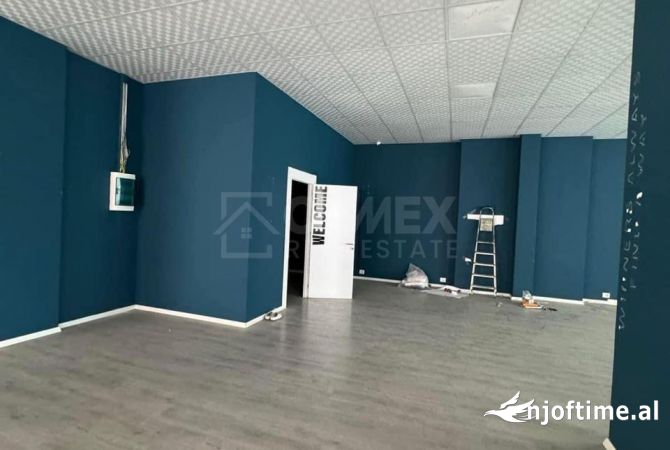 Ambient biznesi ne shitje 3+1 ne Tirane - 647,900 Euro