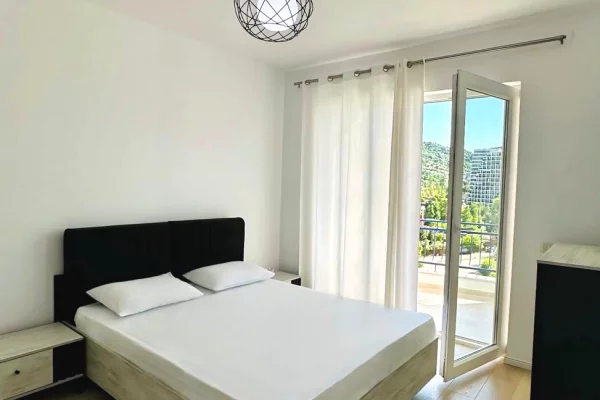 Shtepi me qera Apartament ne Tirane, 1+1, Mobilimi E mobiluar, Pagesa 1,000  Euro.