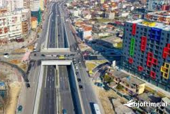 Ambient Komercial per Shitje ne Astir 50 m2