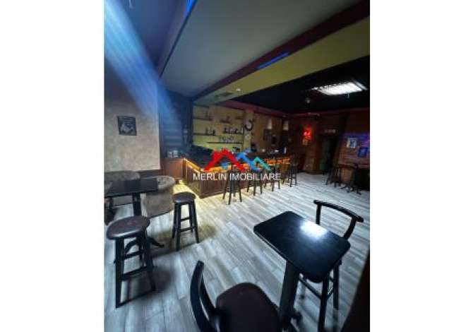 OKAZION : JEPET ME QERA BAR-KAFE NE BULEVARDIN ZOGU 1 NE  PARE BUZE RRUGES.