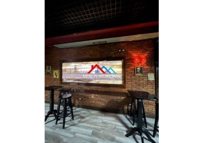 OKAZION : JEPET ME QERA BAR-KAFE NE BULEVARDIN ZOGU 1 NE  PARE BUZE RRUGES.